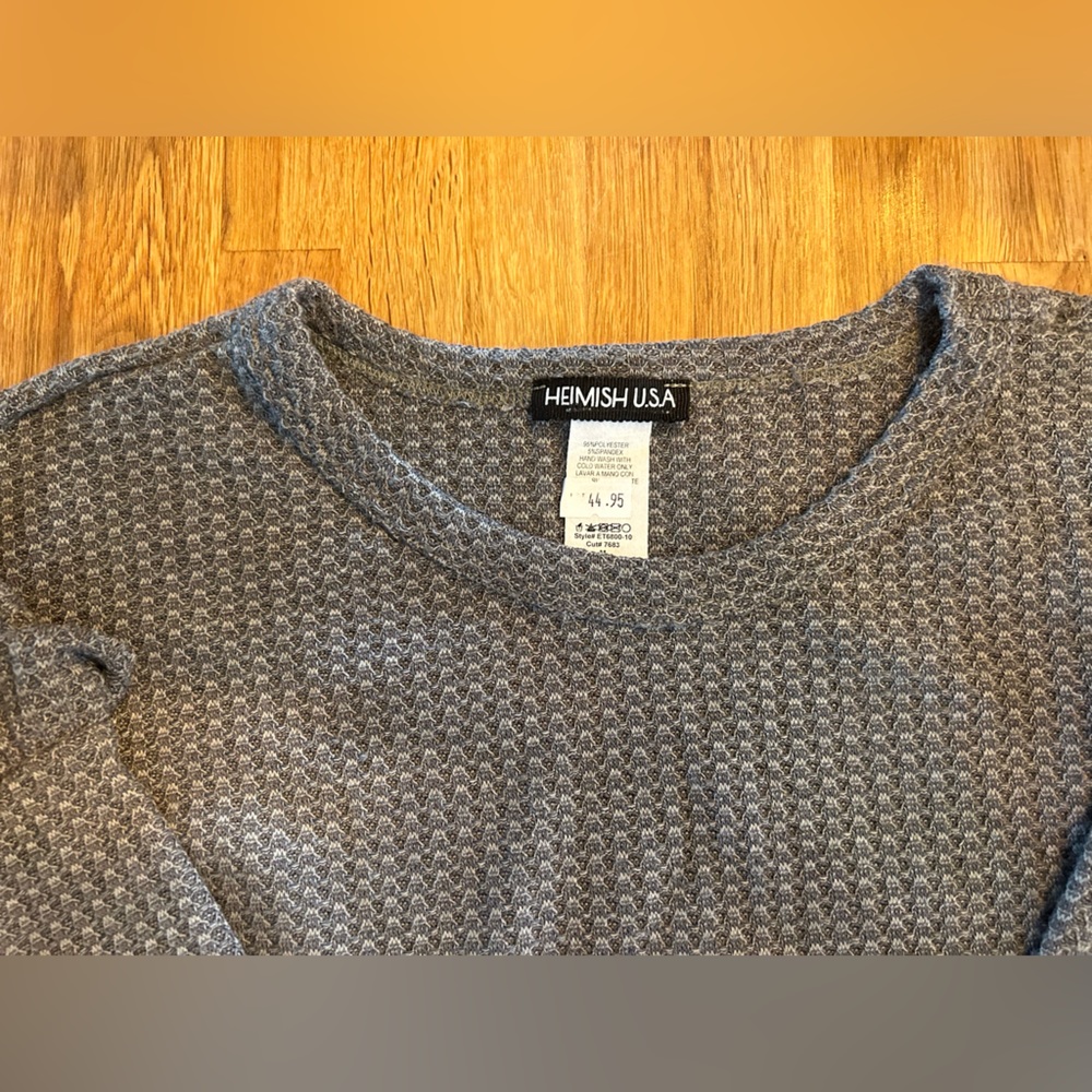 Fall Ruffled Long Sleeve Sweater - Picture 3 of 3